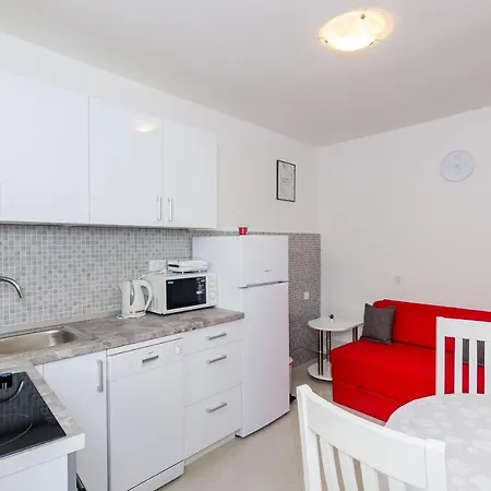 Nenada Apartment